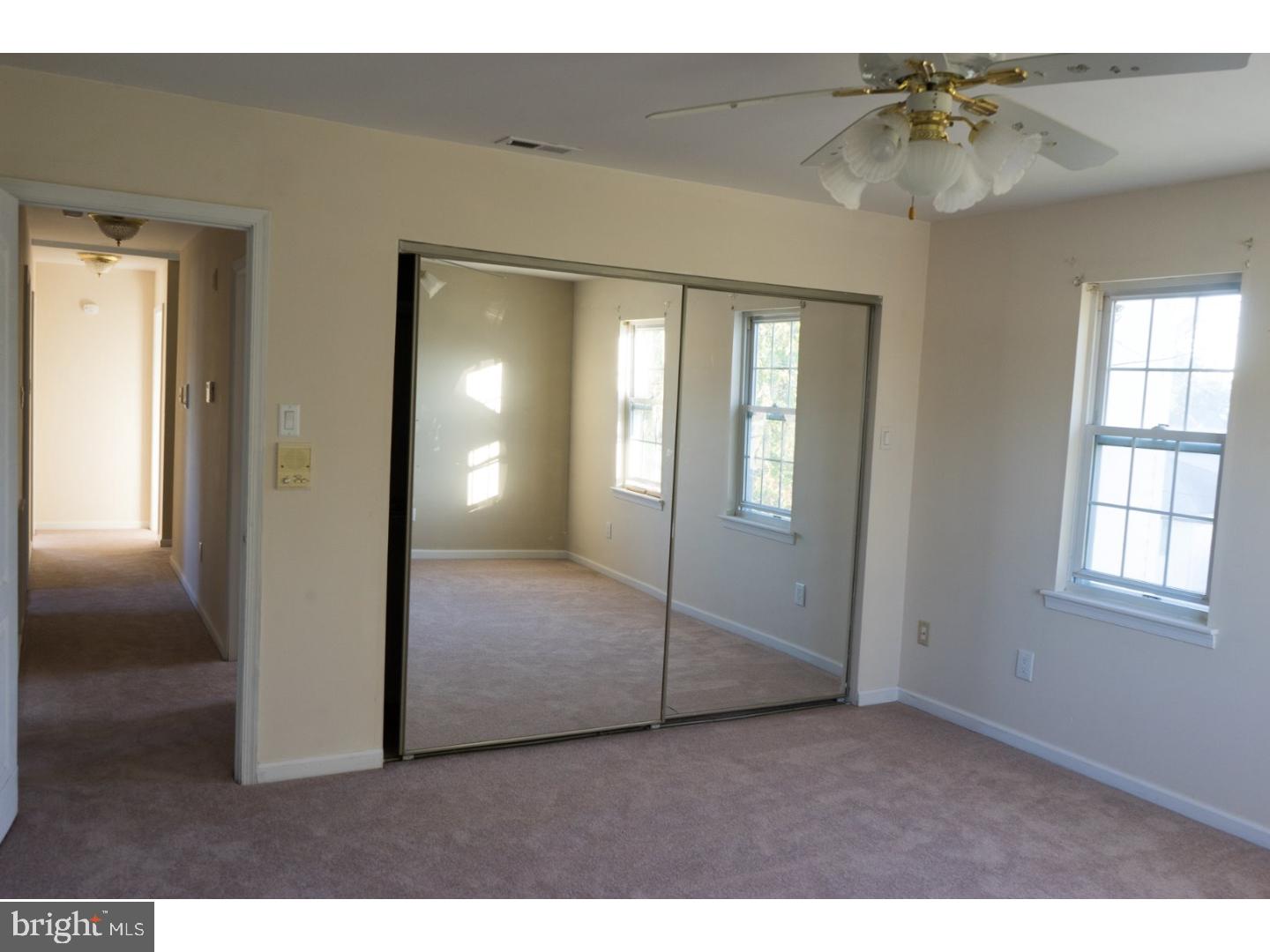 442 East Mill Road Maple Shade, NJ 08052 - Photo 22 of 25