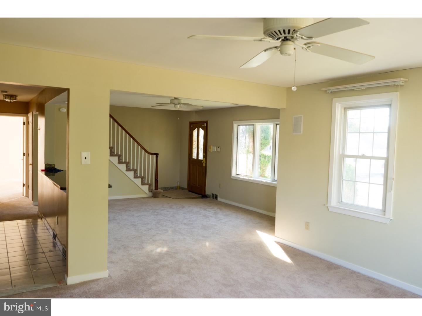 442 East Mill Road Maple Shade, NJ 08052 - Photo 9 of 25
