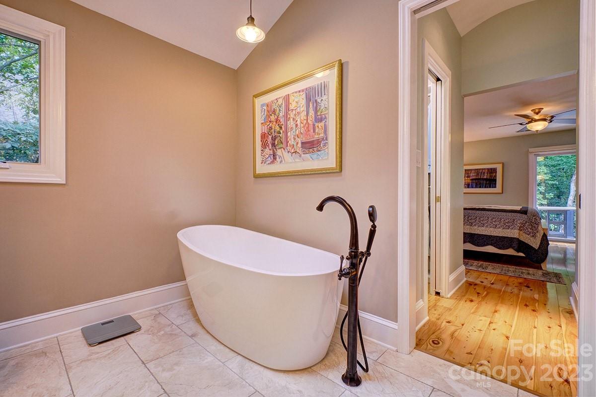 9 Sunrise Point Road Lake Wylie, SC 29710 - Photo 23 of 48 Gallery Image 23