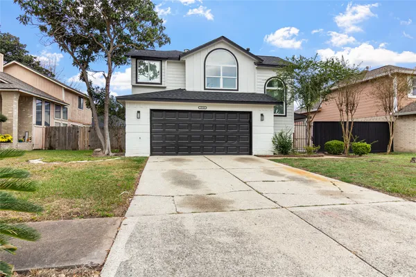 $2,400 | 3718 Storm Creek Drive, Houston, TX 77088