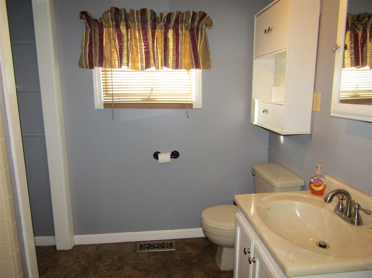 31 Webster Lake Road Franklin, NH 03235 - Photo 14 of 31 Gallery Image 14