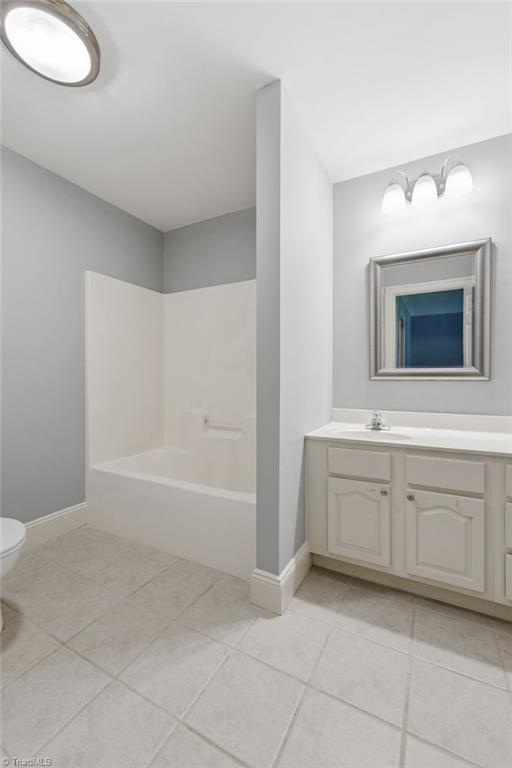 376 Staplewood Road Lexington, NC 27295 - Photo 38 of 50 ensuite in BR 2