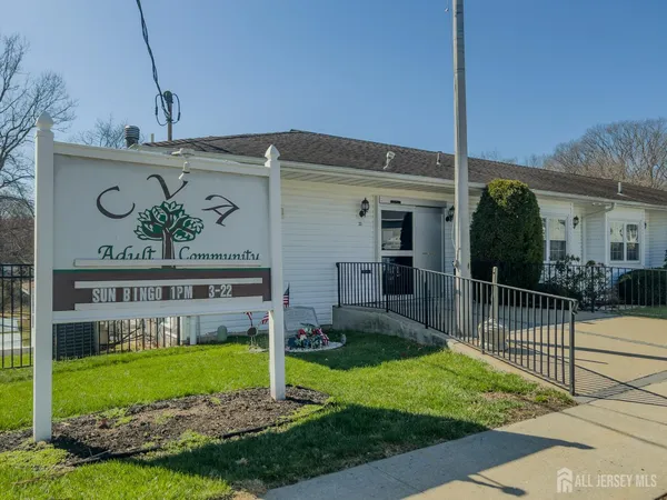 $249,500 | 1 Connecticut Court, Matawan, NJ 07747