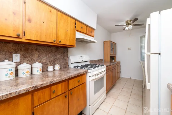 $249,500 | 1 Connecticut Court, Matawan, NJ 07747