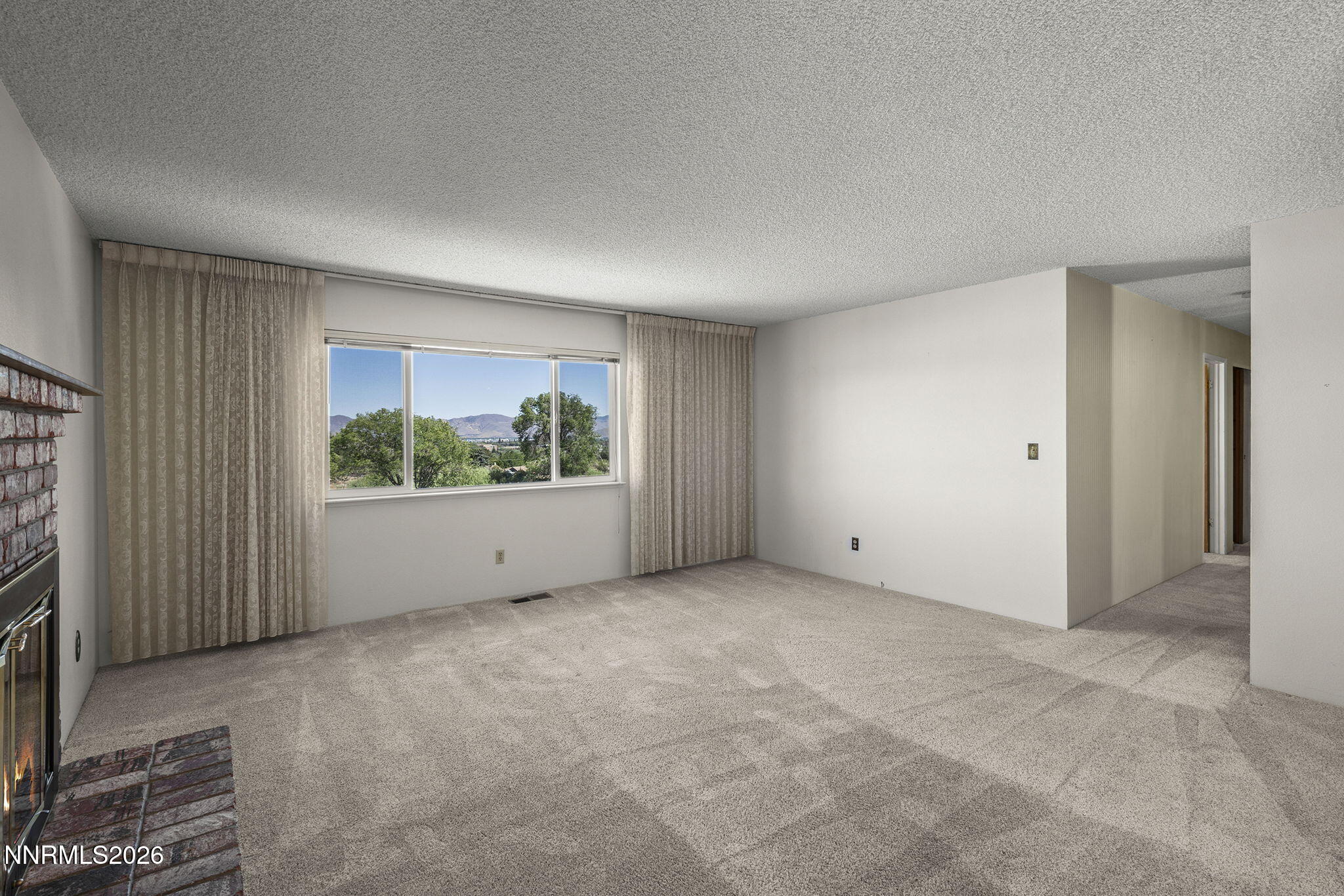 2615 Everett Drive Reno, NV 89503 - Photo 5 of 26 5-web-or-mls-_DSC0420