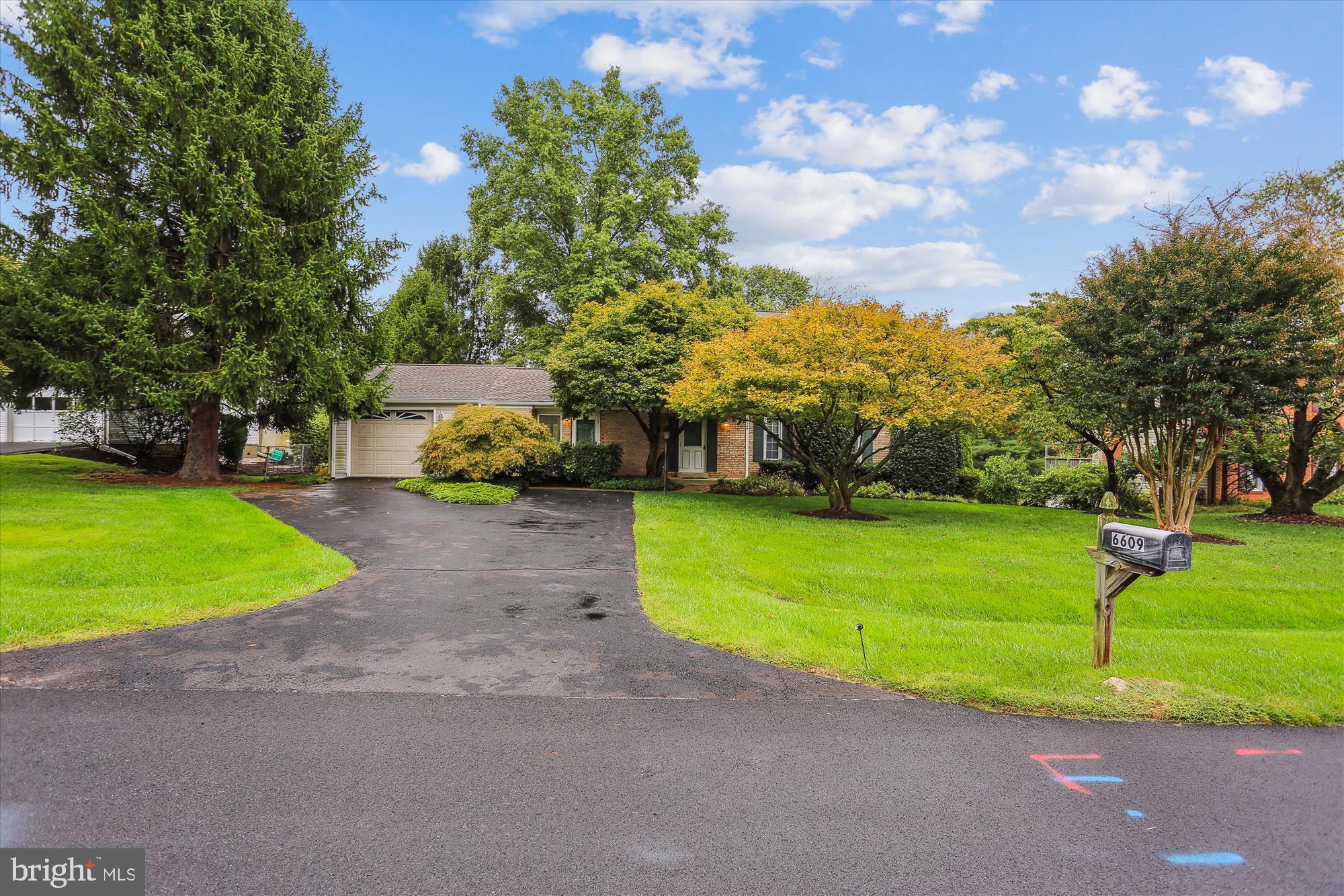 6609 Garrett Road