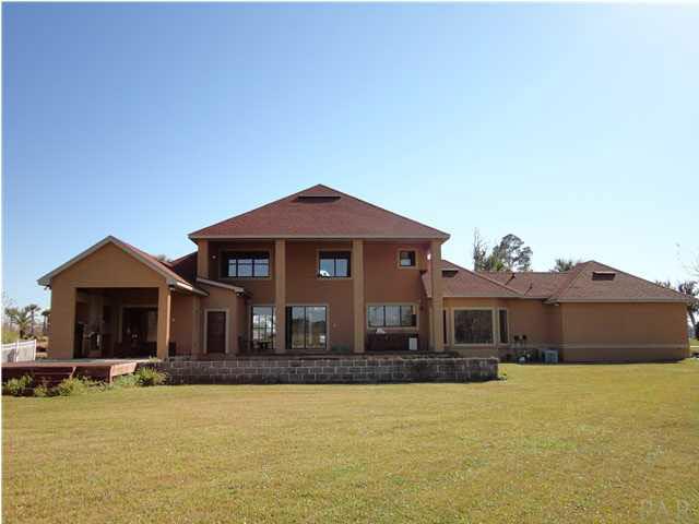 7404 San Ramon Drive Milton, FL 32583 - Photo 23 of 24 Rear view of house