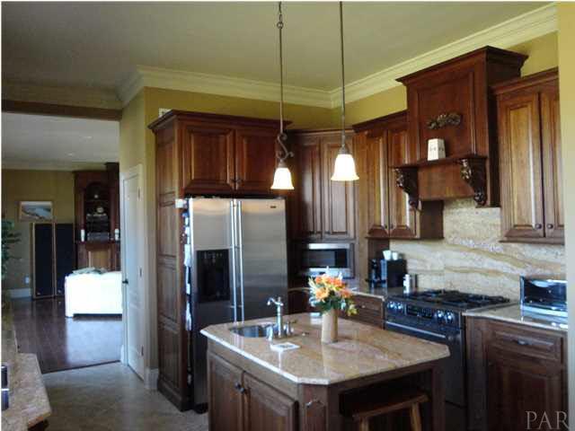 7404 San Ramon Drive Milton, FL 32583 - Photo 5 of 24 Kitchen