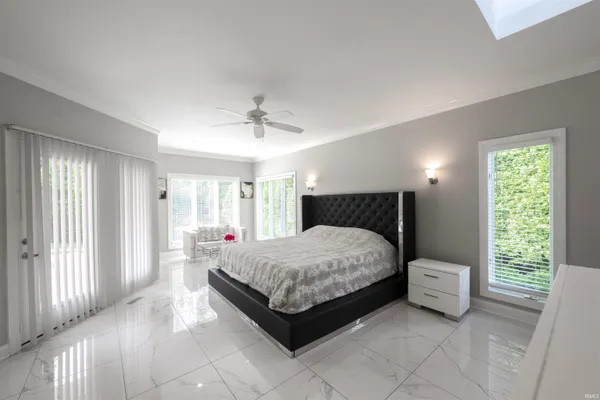 $536,900 | 7233 Stonebridge Road, Newburgh, IN 47630