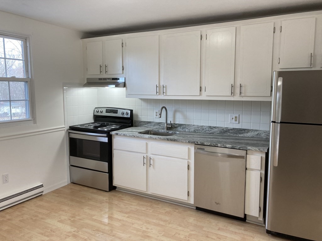 54 Burnap Road, Unit 6 Holliston, MA 01746 - Photo 2 of 13 Gallery Image 2