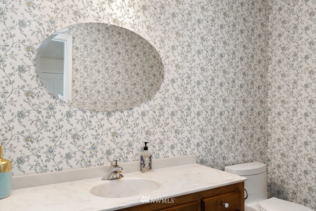 3082 Mount Baker Circle Oak Harbor, WA 98277 - Photo 24 of 40 a bathroom with a sink and a toilet