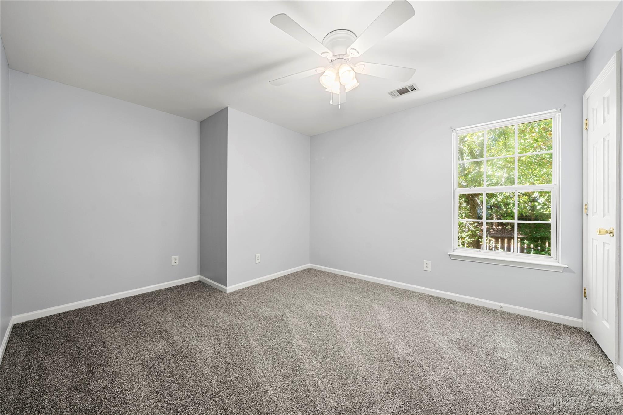 1612 Flagsworth Road Clover, SC 29710 - Photo 23 of 27 Gallery Image 23