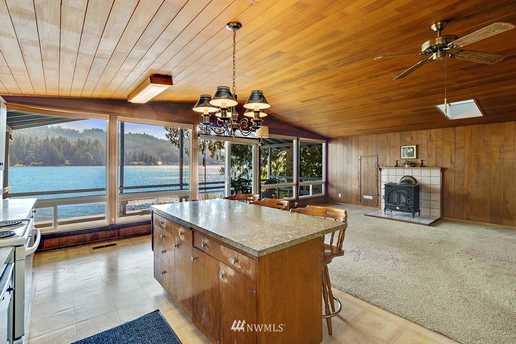 1923 Summit Lake Road Northwest Olympia, WA 98502 - Photo 2 of 24 Gallery Image 2