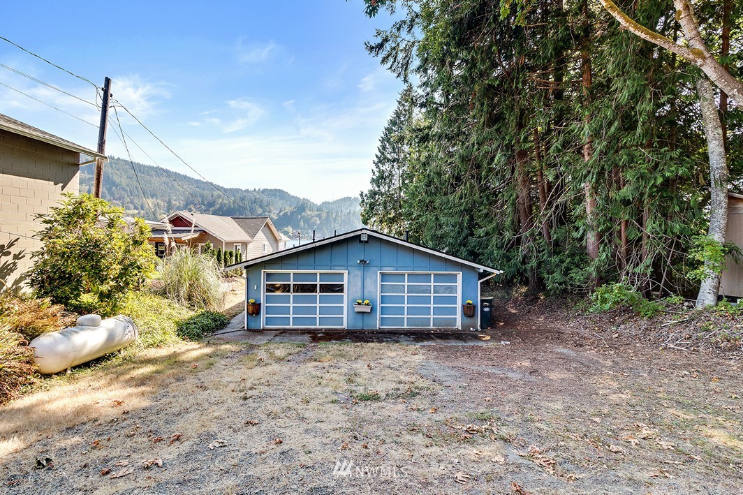 1923 Summit Lake Road Northwest Olympia, WA 98502 - Photo 23 of 24 Gallery Image 23