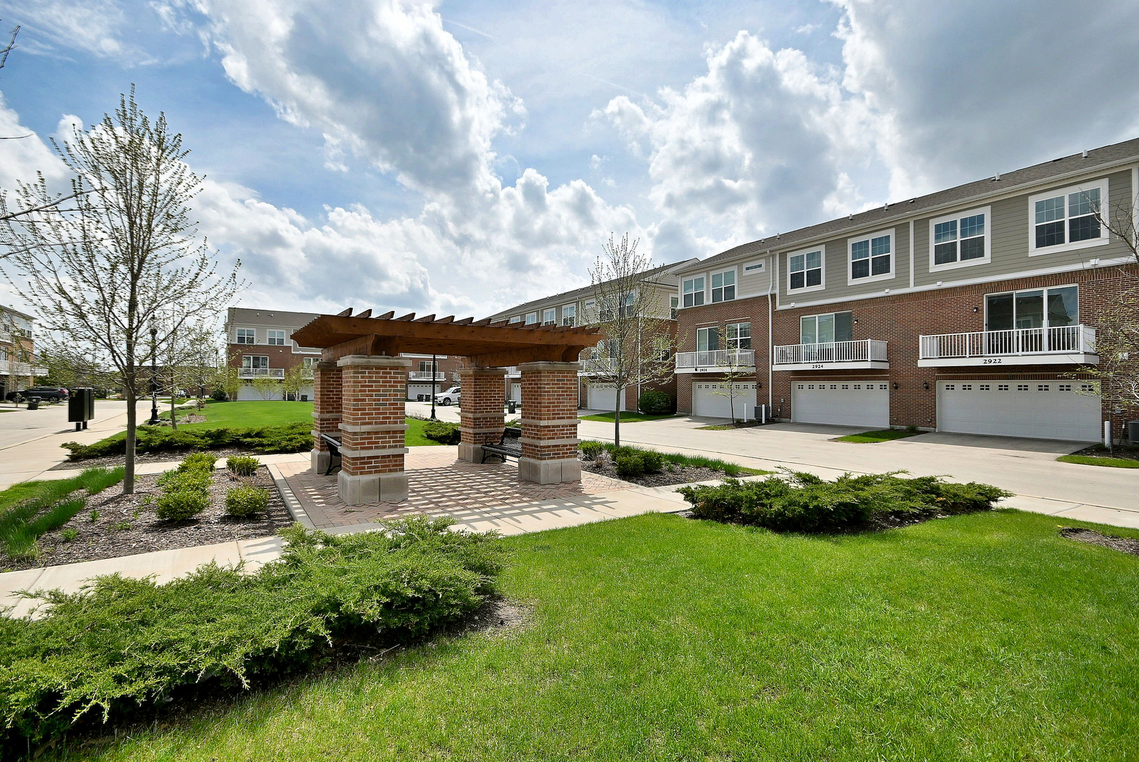 2922 Reflection Drive Naperville, IL 60564 - Photo 5 of 47