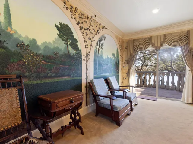 $2,900,000 | 721 West Miracle Strip Parkway, Mary Esther, FL 32569