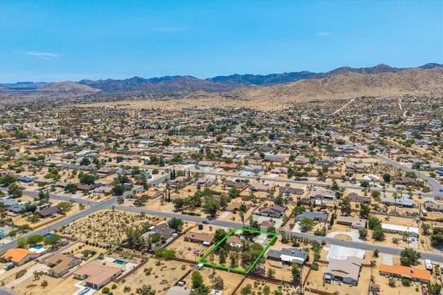 $2,900 | 57856 El Dorado Drive, Yucca Valley, CA 92284