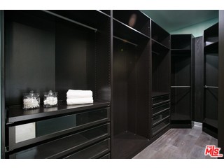 12263 Renfrew Road Los Angeles, CA 90049 - Photo 29 of 42 a kitchen view with a wooden floor