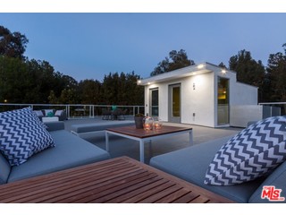 12263 Renfrew Road Los Angeles, CA 90049 - Photo 36 of 42 a view of outdoor space yard and patio