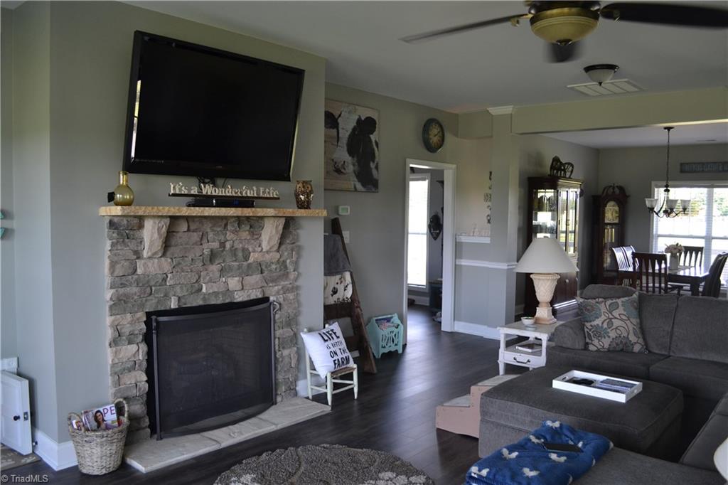 1495 Amostown Road Sandy Ridge, NC 27046 - Photo 8 of 25 Gallery Image 8