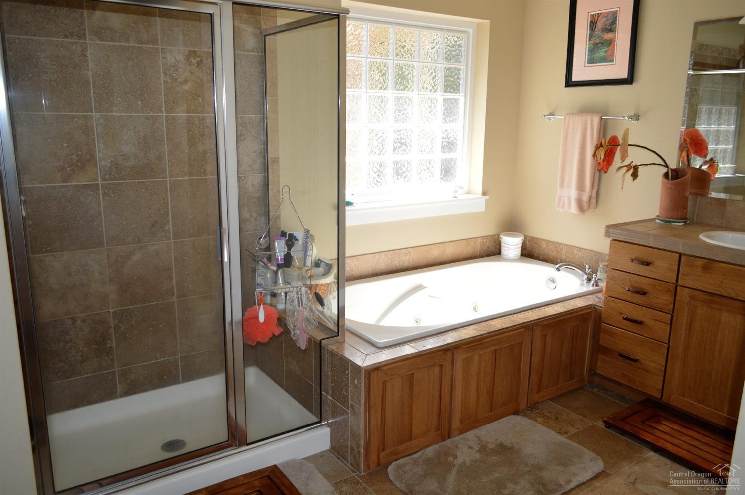 61470 Davis Lake Loop Bend, OR 97702 - Photo 15 of 25 Additional Photo