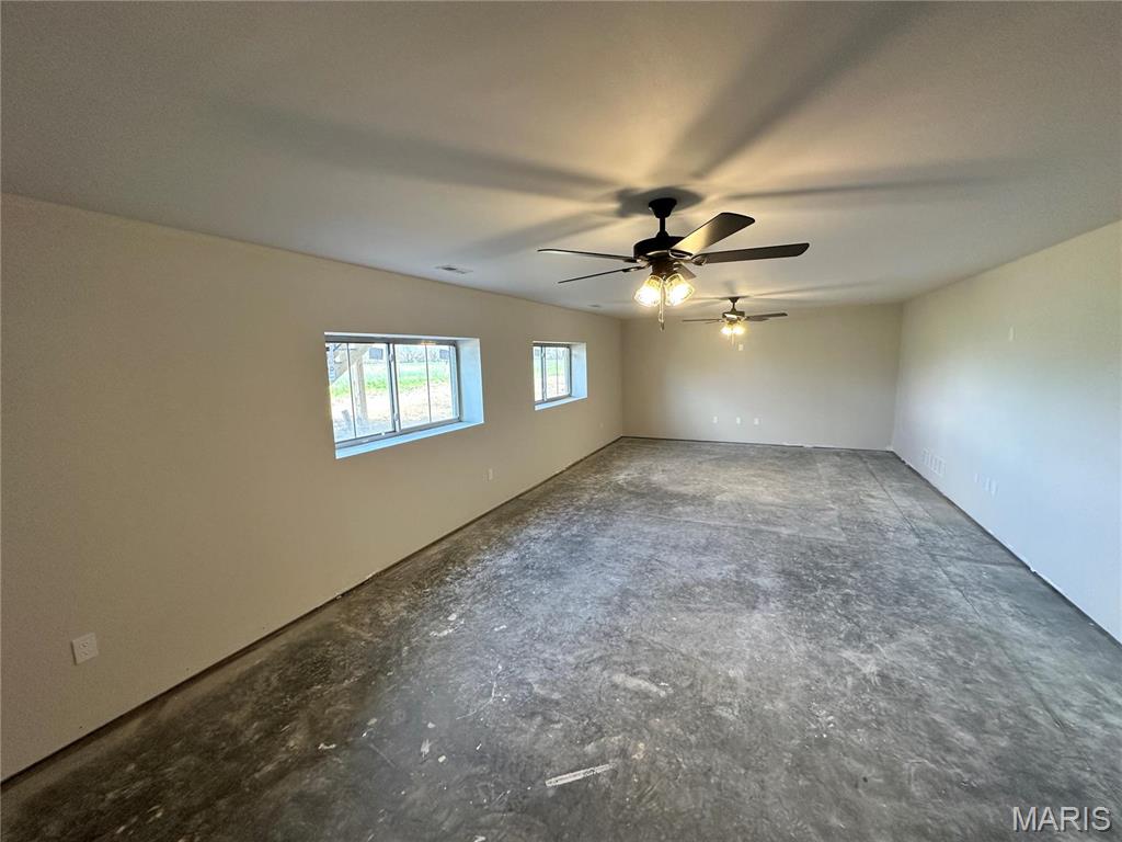 624 Glendale Drive Troy, IL 62294 - Photo 5 of 7