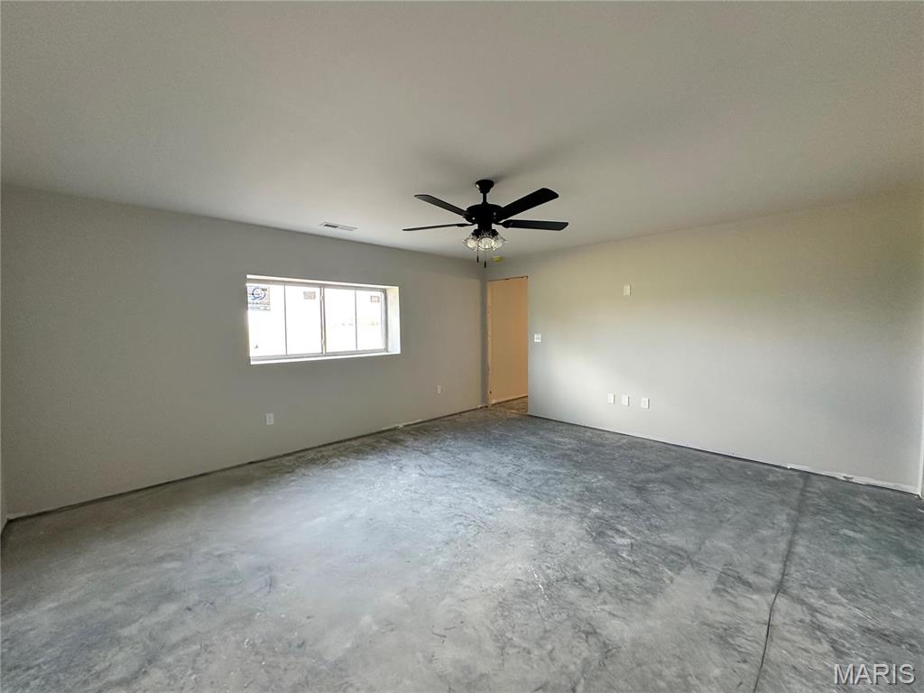 624 Glendale Drive Troy, IL 62294 - Photo 6 of 7