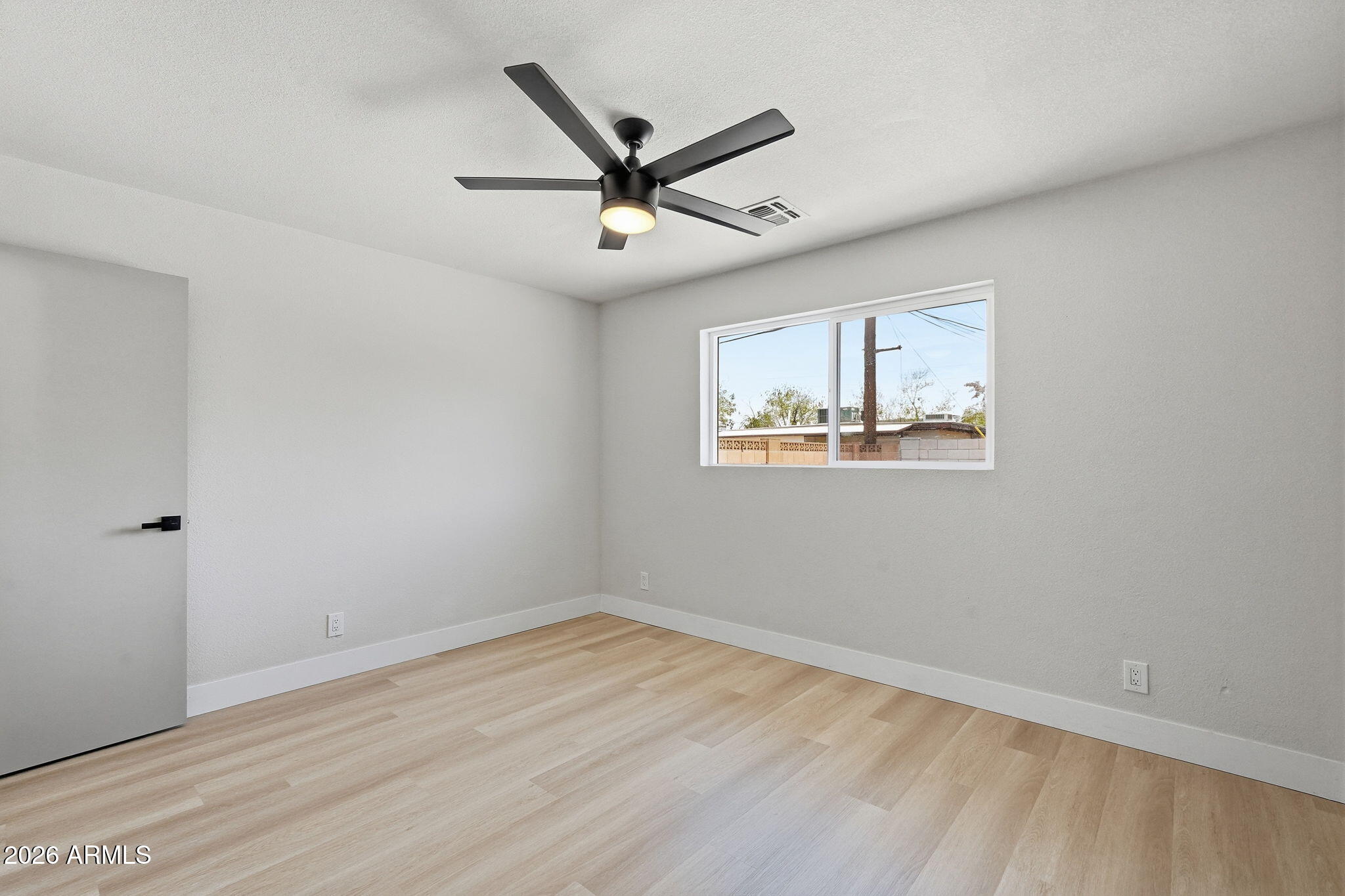 2617 West Lawrence Road Phoenix, AZ 85017 - Photo 30 of 47 030_ListerPros
