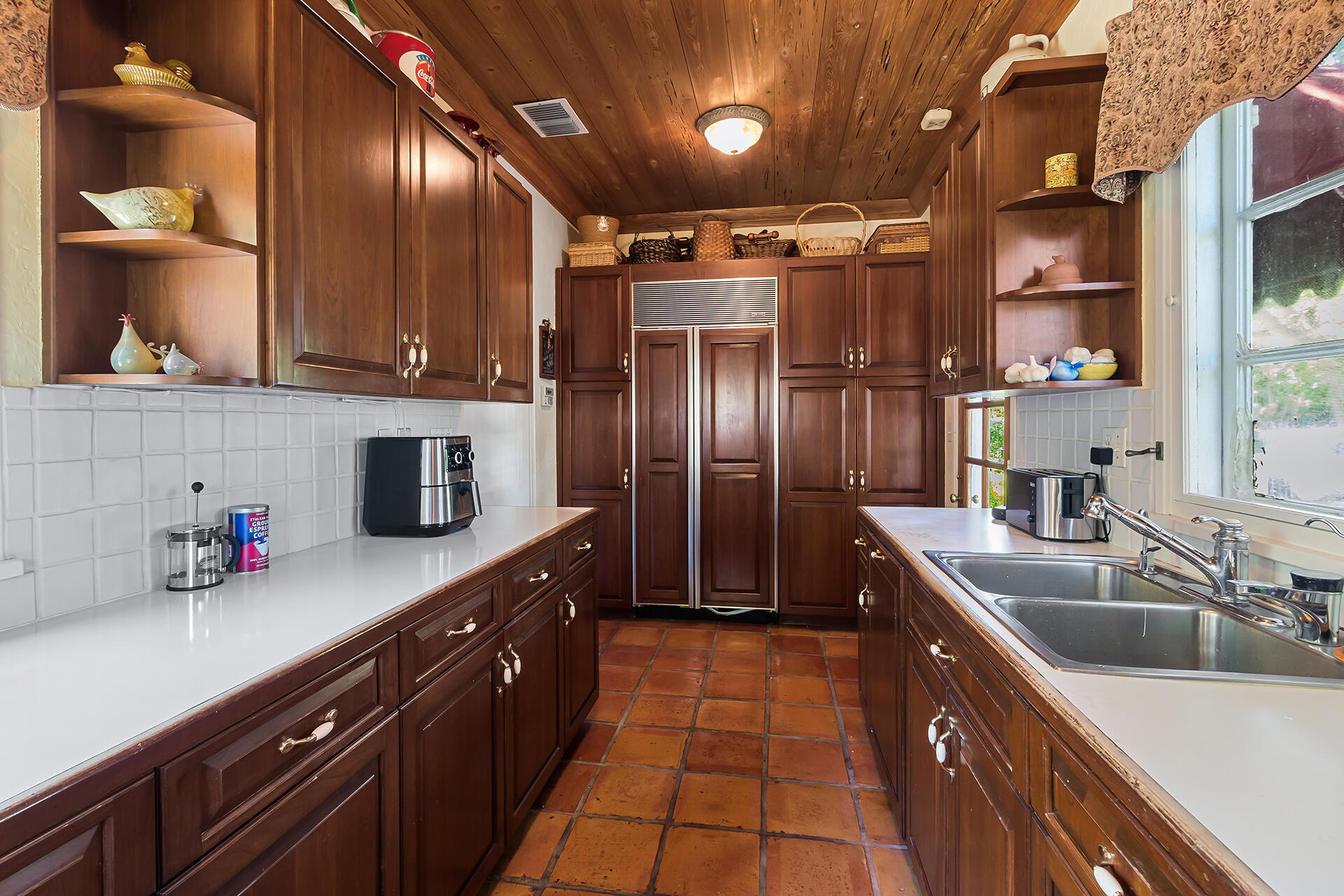 785 Alamanda Street Boca Raton, FL 33486 - Photo 7 of 33 Kitchen