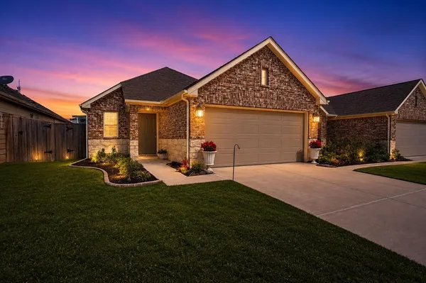 $249,990 | 228 River Grv Court, Willis, TX 77378