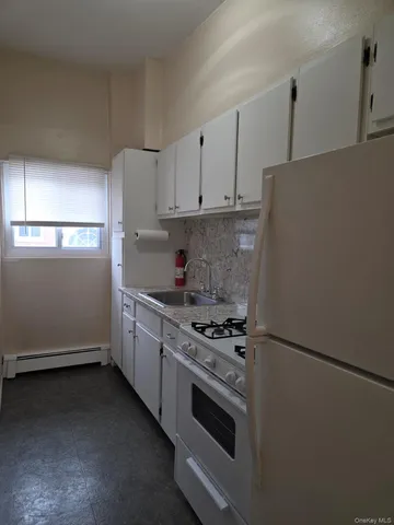 $1,675 | 259 North Newbridge Road, Unit D2, Levittown, NY 11756