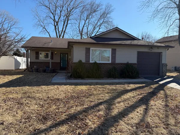 $300,000 | 154 Grady Drive, Bolingbrook, IL 60440