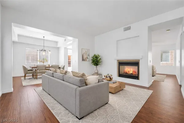 $564,900 | 9123 Weeping Hollow Avenue, Las Vegas, NV 89178