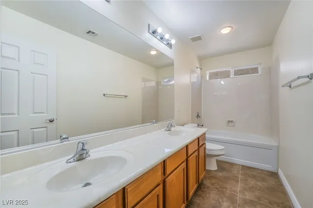 $599,888 | 9123 Weeping Hollow Avenue, Las Vegas, NV 89178