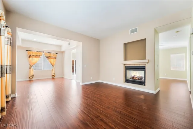 $599,888 | 9123 Weeping Hollow Avenue, Las Vegas, NV 89178