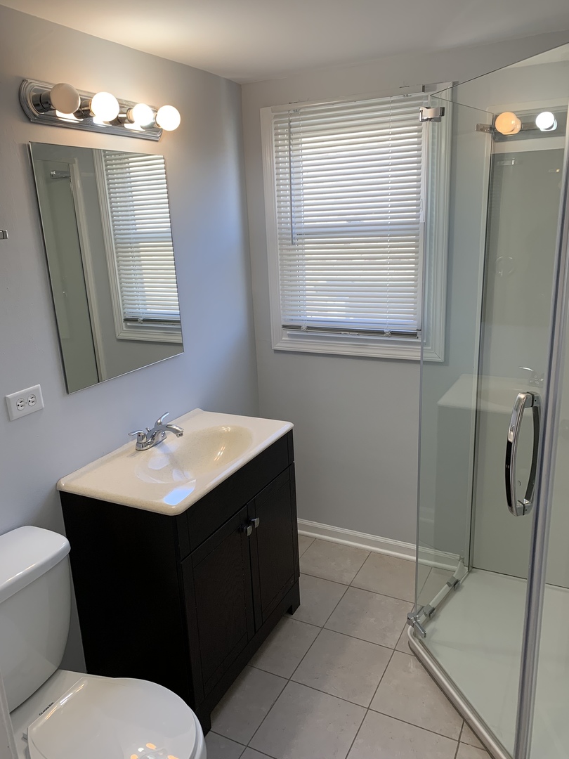 2251 Keystone Avenue North Riverside, IL 60546 - Photo 18 of 27