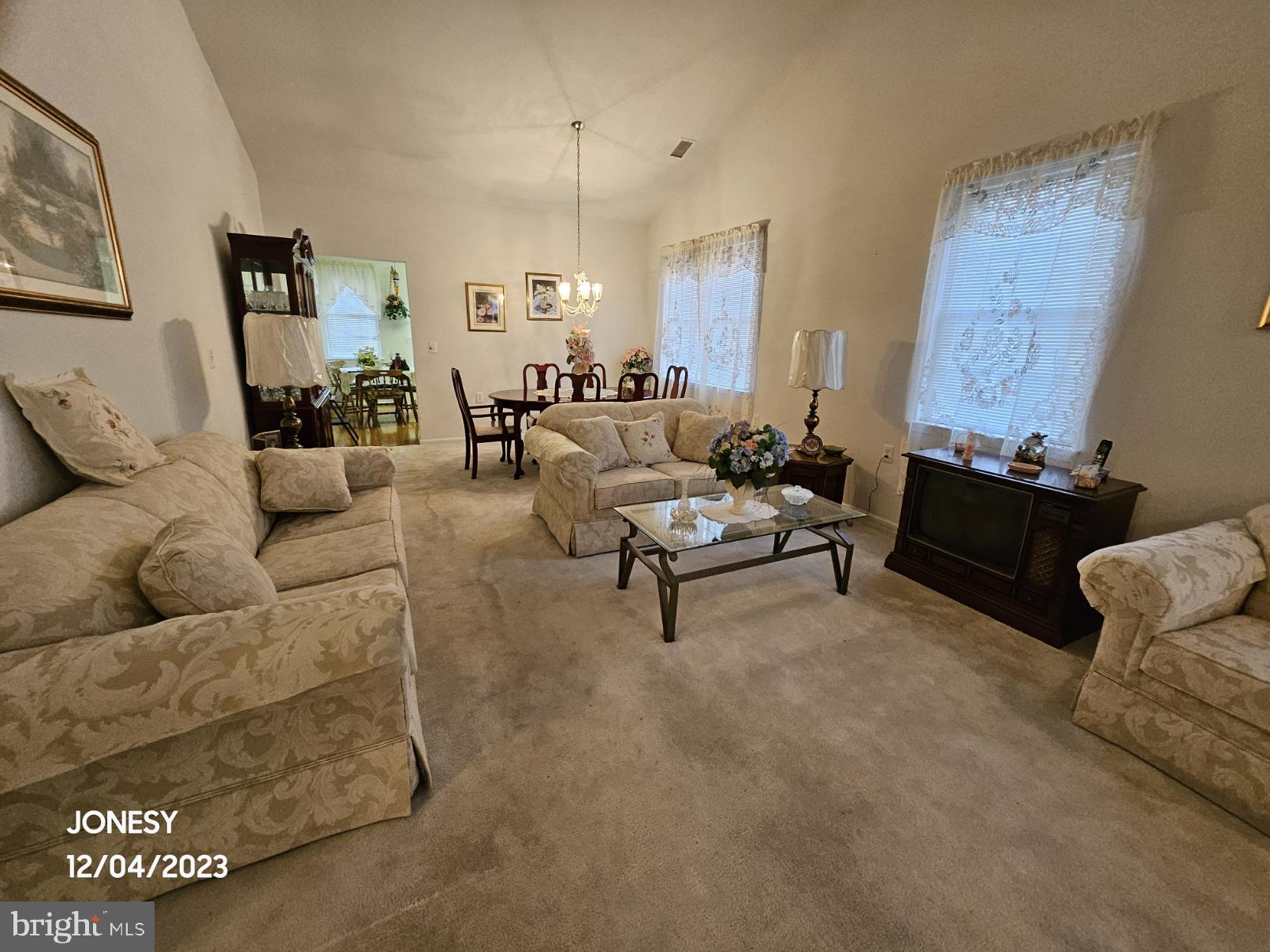 185 Meadowlark Drive Hamilton, NJ 08690 - Photo 19 of 37