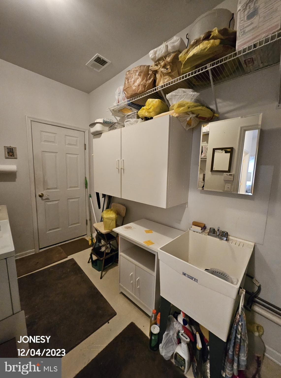 185 Meadowlark Drive Hamilton, NJ 08690 - Photo 33 of 37