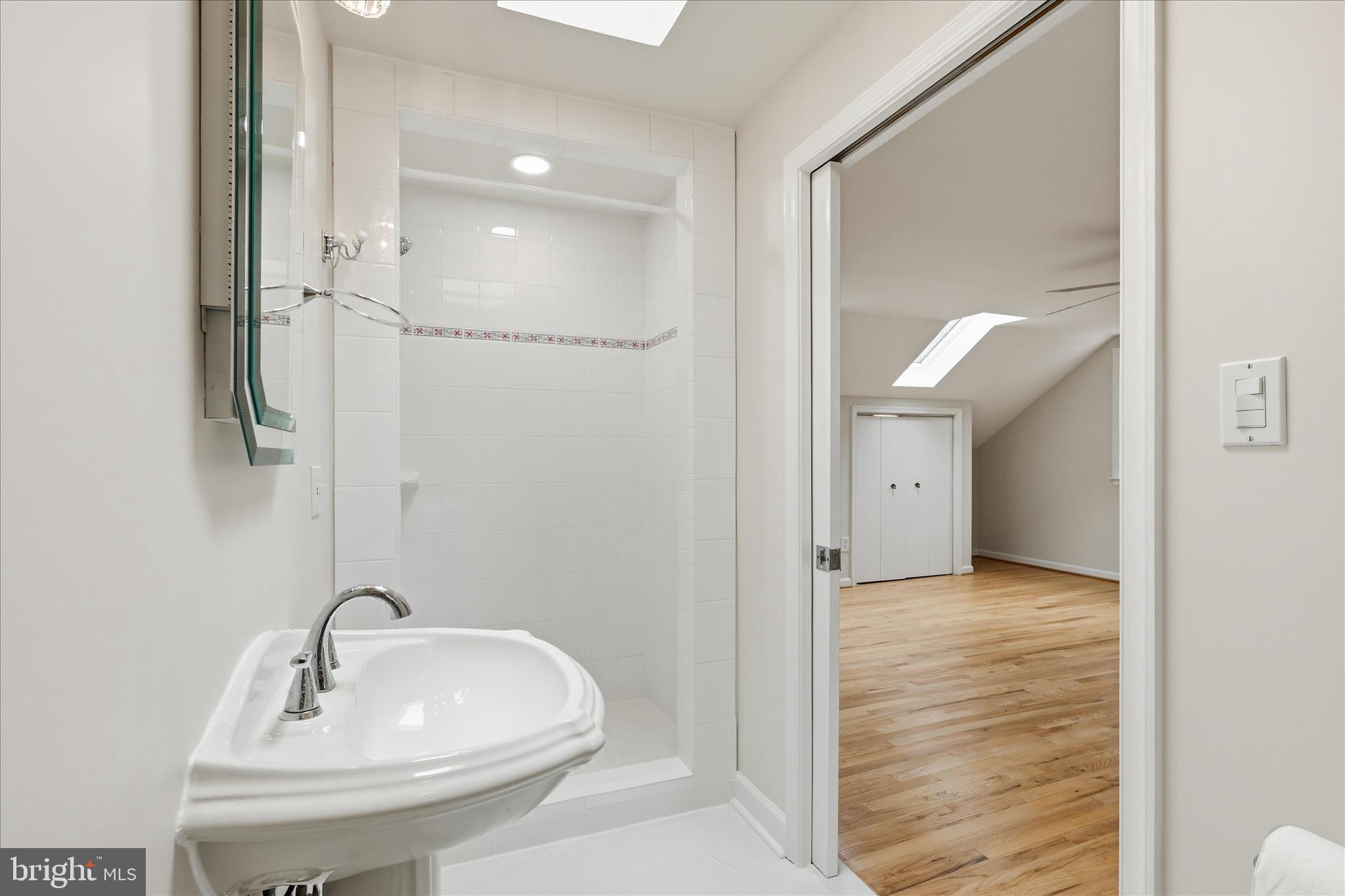 8805 Stark Road Annandale, VA 22003 - Photo 31 of 48 Attached Bath for Primary BR
