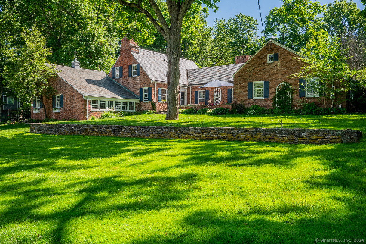 66 Foxcroft Road West Hartford, CT 06119 - Photo 1 of 1 Gallery Image 1