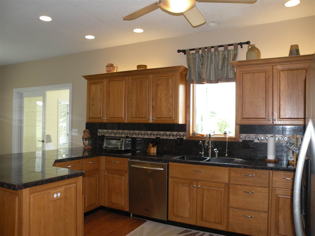 219 Calash Run Fort Wayne, IN 46845 - Photo 19 of 32 Gallery Image 19