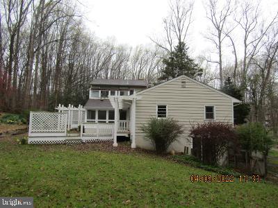11000 Fawsett Road Potomac, MD 20854 - Photo 3 of 4 side