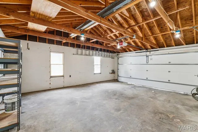 $334,900 | 10008 Meadowfield Lane, St. Louis, MO 63128