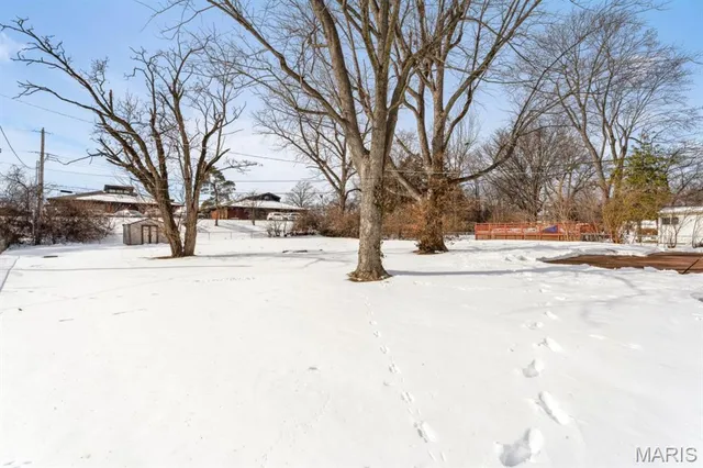 $334,900 | 10008 Meadowfield Lane, St. Louis, MO 63128