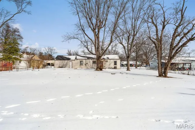 $334,900 | 10008 Meadowfield Lane, St. Louis, MO 63128