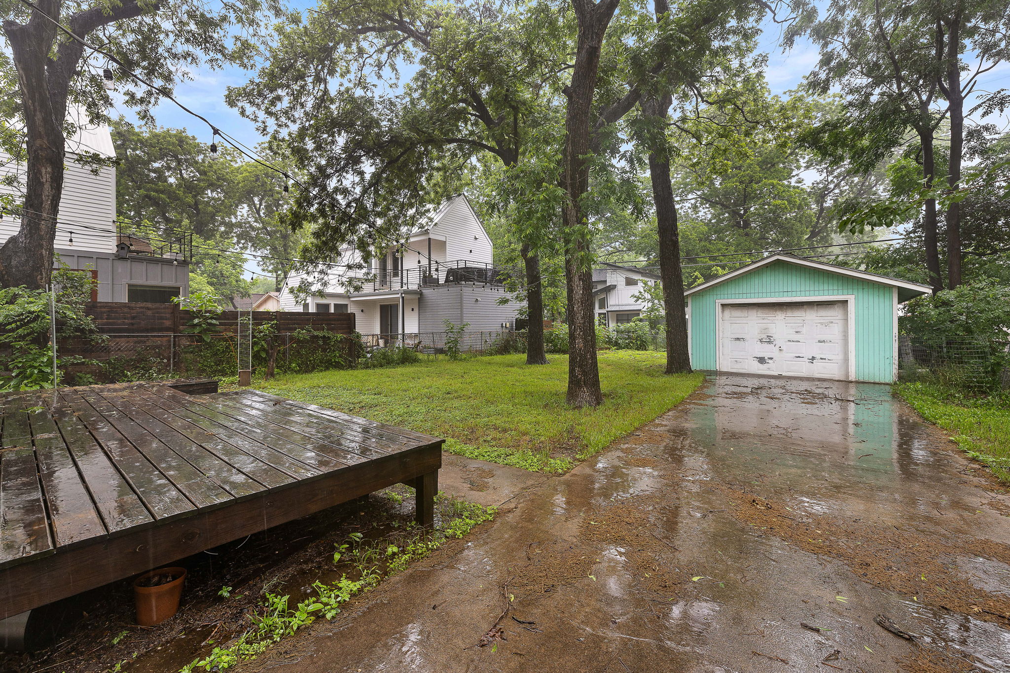 1710 Haskell Street Austin, TX 78702 - Photo 3 of 20
