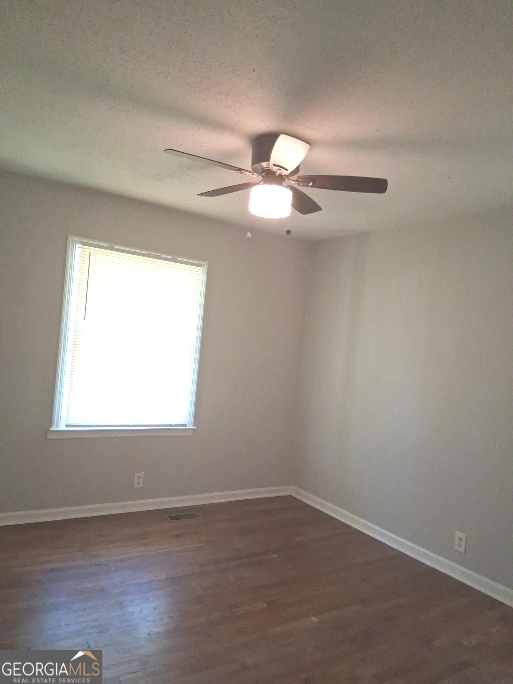 2078 East Lilac Lane Decatur, GA 30032 - Photo 5 of 7