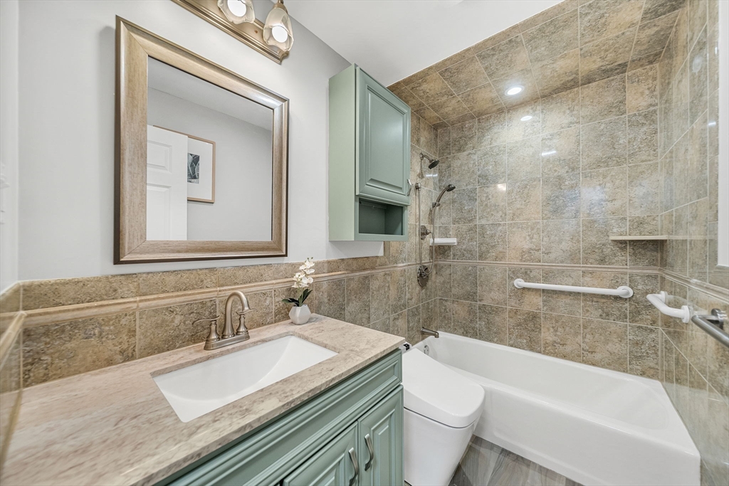 33 Old Farm Road Reading, MA 01867 - Photo 20 of 30