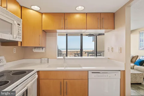 $610,000 | 1 Brandywine House, Unit 1BB, Bethany Beach, DE 19930