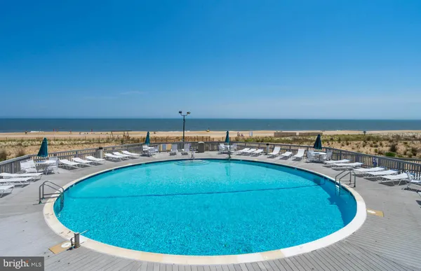 a view of an outdoor space with seating area